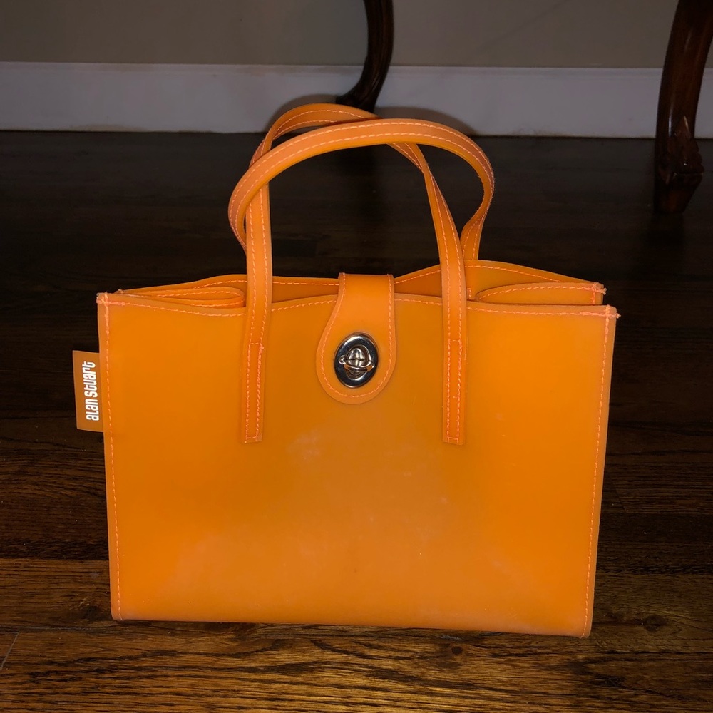 Rubber tote bag